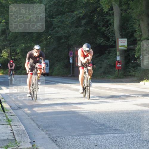08.09.2024 - Stadtparktriathlon Zöllner http://msf.ph/oto/6979369 08.09.2024 08:51:15 Radfahren 20, 33, 71, 77, 80, 83 meine-sportfotos.de