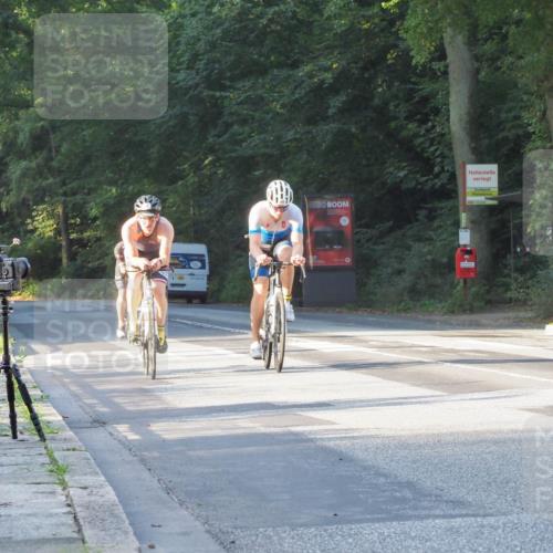 08.09.2024 - Stadtparktriathlon Zöllner http://msf.ph/oto/6979385 08.09.2024 08:51:31 Radfahren 25, 26, 39, 89 meine-sportfotos.de
