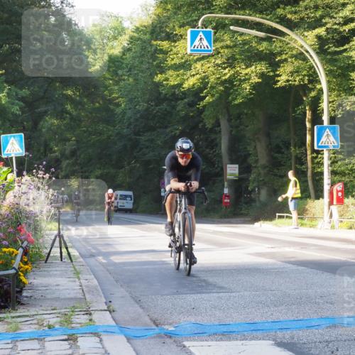 08.09.2024 - Stadtparktriathlon Zöllner http://msf.ph/oto/6979463 08.09.2024 08:52:22 Radfahren 31, 35, 40, 54, 63, 72, 76 meine-sportfotos.de
