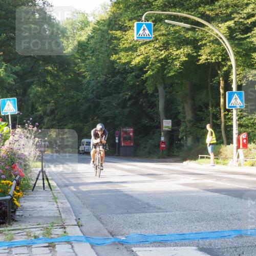 08.09.2024 - Stadtparktriathlon Zöllner http://msf.ph/oto/6979475 08.09.2024 08:52:25 Radfahren 21, 35, 37, 40, 63, 72, 76 meine-sportfotos.de