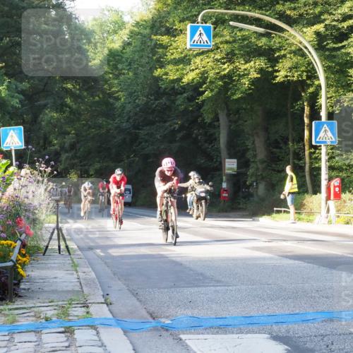 08.09.2024 - Stadtparktriathlon Zöllner http://msf.ph/oto/6979491 08.09.2024 08:52:33 Radfahren 15, 21, 27, 28, 37, 63, 76, 85 meine-sportfotos.de