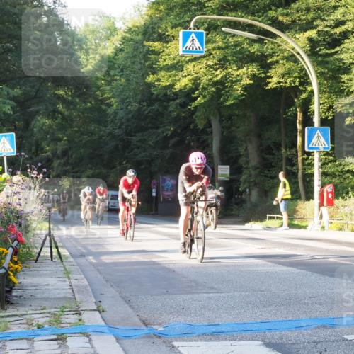 08.09.2024 - Stadtparktriathlon Zöllner http://msf.ph/oto/6979492 08.09.2024 08:52:34 Radfahren 15, 21, 27, 28, 37, 63, 76, 85 meine-sportfotos.de