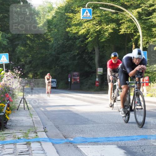 08.09.2024 - Stadtparktriathlon Zöllner http://msf.ph/oto/6979512 08.09.2024 08:52:36 Radfahren 15, 21, 27, 28, 37, 63, 74, 85 meine-sportfotos.de