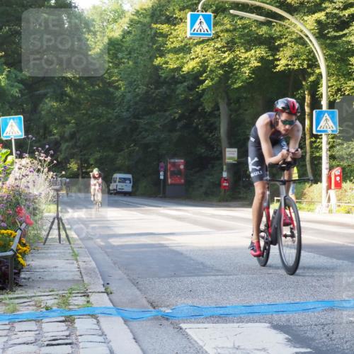 08.09.2024 - Stadtparktriathlon Zöllner http://msf.ph/oto/6979533 08.09.2024 08:52:38 Radfahren 15, 21, 27, 28, 37, 74, 85 meine-sportfotos.de