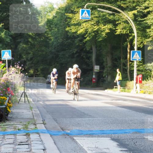 08.09.2024 - Stadtparktriathlon Zöllner http://msf.ph/oto/6979567 08.09.2024 08:53:05 Radfahren 4, 42, 45 meine-sportfotos.de