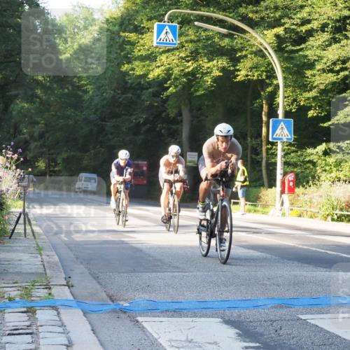 08.09.2024 - Stadtparktriathlon Zöllner http://msf.ph/oto/6979571 08.09.2024 08:53:06 Radfahren 4, 30, 42, 45 meine-sportfotos.de