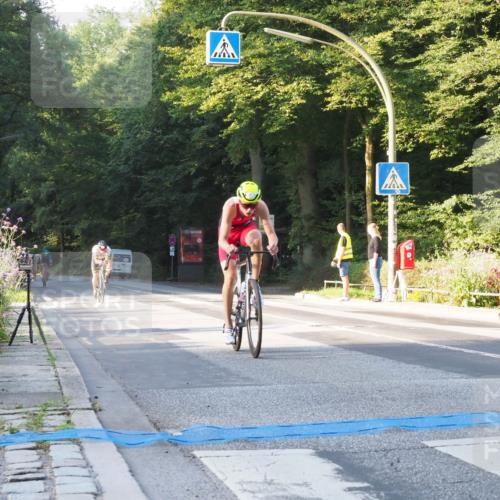 08.09.2024 - Stadtparktriathlon Zöllner http://msf.ph/oto/6979594 08.09.2024 08:53:23 Radfahren 8, 24, 58, 60, 67 meine-sportfotos.de