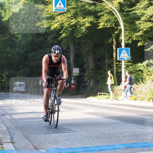 08.09.2024 - Stadtparktriathlon Zöllner http://msf.ph/oto/6979652 08.09.2024 08:54:10 Radfahren 16, 64, 69 meine-sportfotos.de