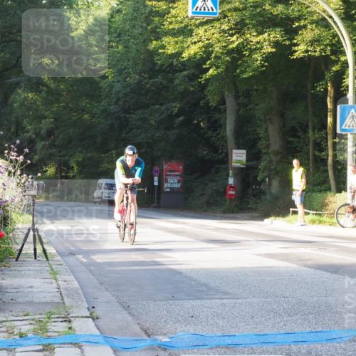08.09.2024 - Stadtparktriathlon Zöllner http://msf.ph/oto/6979671 08.09.2024 08:54:41 Radfahren 65 meine-sportfotos.de