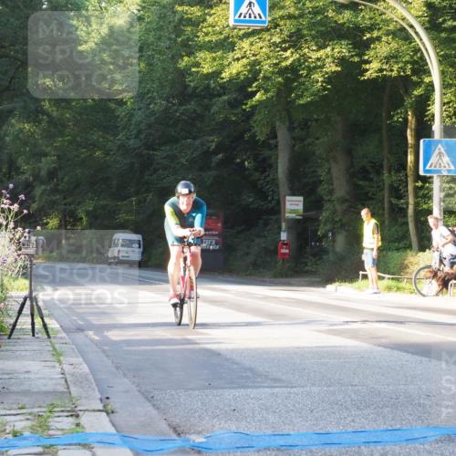 08.09.2024 - Stadtparktriathlon Zöllner http://msf.ph/oto/6979672 08.09.2024 08:54:41 Radfahren 65 meine-sportfotos.de
