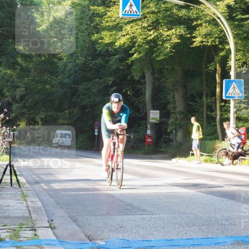 08.09.2024 - Stadtparktriathlon Zöllner http://msf.ph/oto/6979676 08.09.2024 08:54:41 Radfahren 65 meine-sportfotos.de