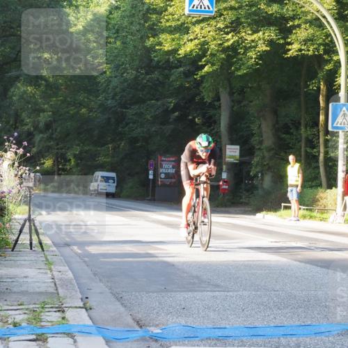 08.09.2024 - Stadtparktriathlon Zöllner http://msf.ph/oto/6979687 08.09.2024 08:55:03 Radfahren 11 meine-sportfotos.de
