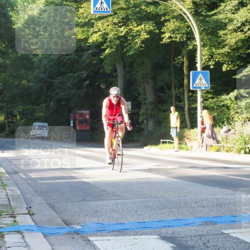 08.09.2024 - Stadtparktriathlon Zöllner http://msf.ph/oto/6979720 08.09.2024 08:55:56 Radfahren 2 meine-sportfotos.de