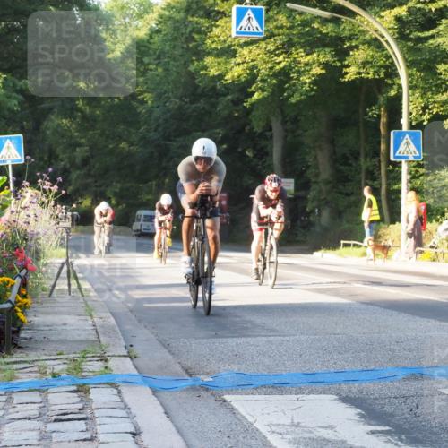 08.09.2024 - Stadtparktriathlon Zöllner http://msf.ph/oto/6979728 08.09.2024 08:56:07 Radfahren 1, 5, 19, 49, 51, 59, 86 meine-sportfotos.de