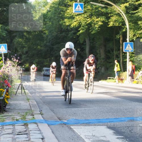 08.09.2024 - Stadtparktriathlon Zöllner http://msf.ph/oto/6979729 08.09.2024 08:56:07 Radfahren 1, 5, 19, 49, 51, 59, 86 meine-sportfotos.de