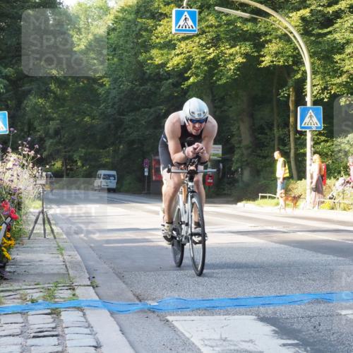 08.09.2024 - Stadtparktriathlon Zöllner http://msf.ph/oto/6979753 08.09.2024 08:56:10 Radfahren 1, 5, 19, 49, 51, 59, 86 meine-sportfotos.de