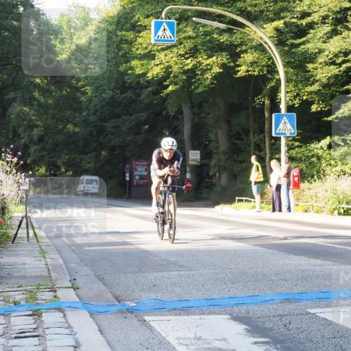 08.09.2024 - Stadtparktriathlon Zöllner http://msf.ph/oto/6979842 08.09.2024 08:57:23 Radfahren 39, 78, 80 meine-sportfotos.de