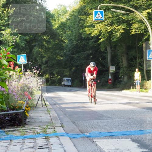 08.09.2024 - Stadtparktriathlon Zöllner http://msf.ph/oto/6980017 08.09.2024 08:58:20 Radfahren 23, 35, 37, 72 meine-sportfotos.de