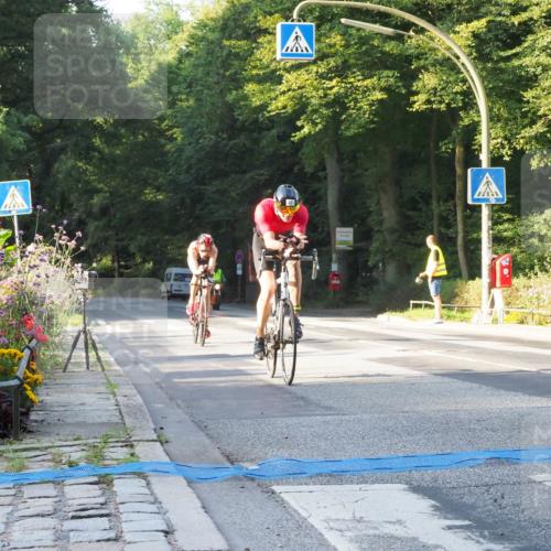 08.09.2024 - Stadtparktriathlon Zöllner http://msf.ph/oto/6980060 08.09.2024 08:58:55 Radfahren 27, 28, 57, 74 meine-sportfotos.de