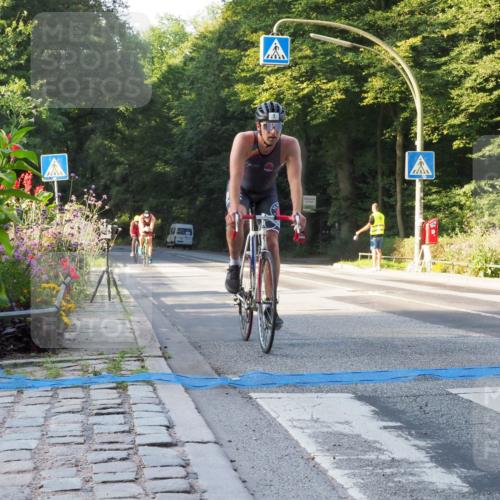08.09.2024 - Stadtparktriathlon Zöllner http://msf.ph/oto/6980078 08.09.2024 08:59:06 Radfahren 3, 8, 10 meine-sportfotos.de