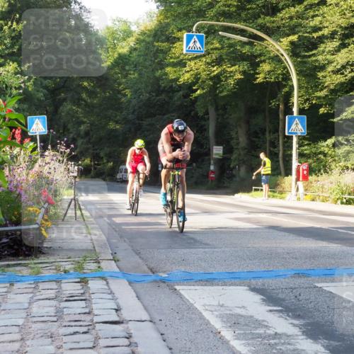08.09.2024 - Stadtparktriathlon Zöllner http://msf.ph/oto/6980083 08.09.2024 08:59:08 Radfahren 3, 8, 10, 42 meine-sportfotos.de