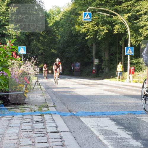 08.09.2024 - Stadtparktriathlon Zöllner http://msf.ph/oto/6980228 08.09.2024 09:00:57 Radfahren 6, 14, 17, 64 meine-sportfotos.de