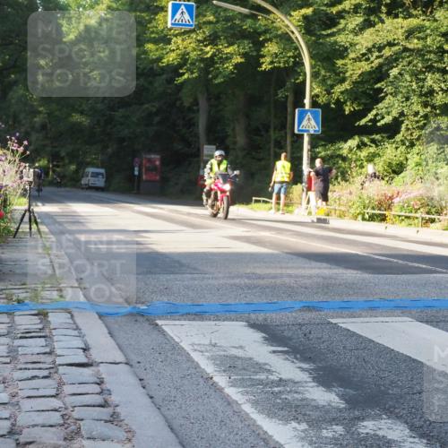 08.09.2024 - Stadtparktriathlon Zöllner http://msf.ph/oto/6980241 08.09.2024 09:01:02 Radfahren 14, 17, 38, 64, 114 meine-sportfotos.de