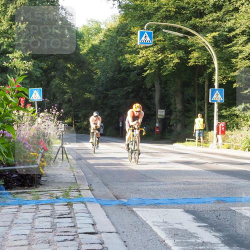 08.09.2024 - Stadtparktriathlon Zöllner http://msf.ph/oto/6980280 08.09.2024 09:01:34 Radfahren 106, 122 meine-sportfotos.de