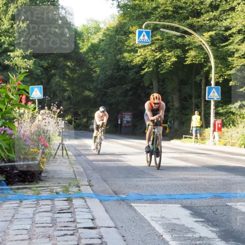 08.09.2024 - Stadtparktriathlon Zöllner http://msf.ph/oto/6980283 08.09.2024 09:01:34 Radfahren 106, 122 meine-sportfotos.de
