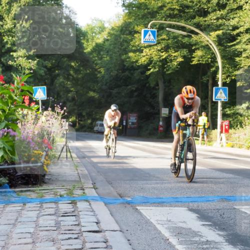 08.09.2024 - Stadtparktriathlon Zöllner http://msf.ph/oto/6980285 08.09.2024 09:01:34 Radfahren 106, 122 meine-sportfotos.de
