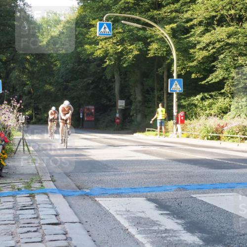 08.09.2024 - Stadtparktriathlon Zöllner http://msf.ph/oto/6980330 08.09.2024 09:02:24 Radfahren 48, 51, 92, 99, 102 meine-sportfotos.de