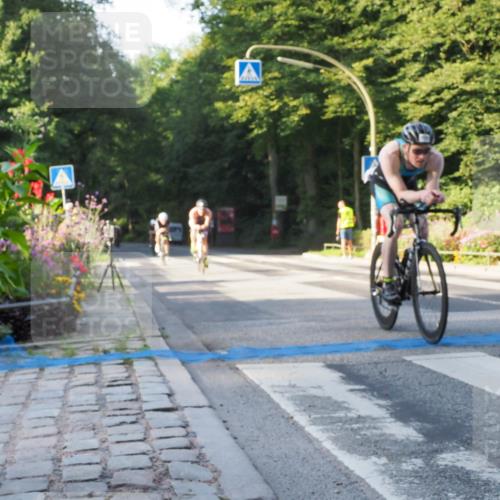 08.09.2024 - Stadtparktriathlon Zöllner http://msf.ph/oto/6980513 08.09.2024 09:03:48 Radfahren 2, 15, 21, 25, 26, 40, 44, 54, 63, 72, 80, 83, 94, 109 meine-sportfotos.de
