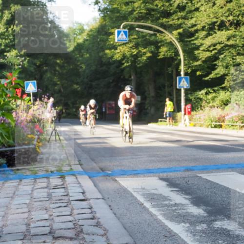 08.09.2024 - Stadtparktriathlon Zöllner http://msf.ph/oto/6980522 08.09.2024 09:03:48 Radfahren 2, 15, 21, 25, 26, 40, 44, 54, 63, 72, 80, 83, 94, 109 meine-sportfotos.de