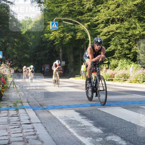08.09.2024 - Stadtparktriathlon Zöllner http://msf.ph/oto/6980553 08.09.2024 09:03:54 Radfahren 15, 20, 21, 25, 35, 40, 44, 54, 63, 71, 72, 76, 83, 89, 94 meine-sportfotos.de