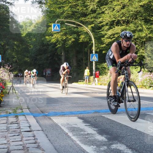 08.09.2024 - Stadtparktriathlon Zöllner http://msf.ph/oto/6980556 08.09.2024 09:03:54 Radfahren 15, 20, 21, 25, 35, 40, 44, 54, 63, 71, 72, 76, 83, 89, 94 meine-sportfotos.de