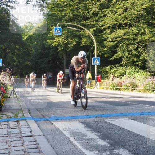 08.09.2024 - Stadtparktriathlon Zöllner http://msf.ph/oto/6980566 08.09.2024 09:03:56 Radfahren 15, 20, 21, 35, 37, 40, 44, 54, 63, 71, 72, 76, 83, 89, 94 meine-sportfotos.de