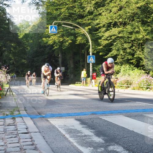 08.09.2024 - Stadtparktriathlon Zöllner http://msf.ph/oto/6980575 08.09.2024 09:03:57 Radfahren 15, 20, 21, 31, 35, 37, 40, 44, 54, 63, 71, 72, 76, 83, 89, 94 meine-sportfotos.de