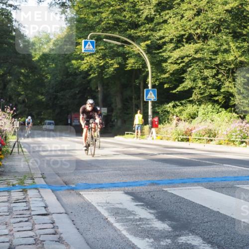 08.09.2024 - Stadtparktriathlon Zöllner http://msf.ph/oto/6980587 08.09.2024 09:03:58 Radfahren 15, 20, 21, 31, 35, 37, 40, 44, 54, 63, 71, 72, 76, 83, 89 meine-sportfotos.de