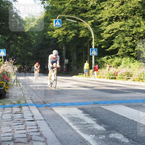 08.09.2024 - Stadtparktriathlon Zöllner http://msf.ph/oto/6980614 08.09.2024 09:04:00 Radfahren 20, 21, 31, 35, 37, 40, 44, 54, 71, 72, 76, 83, 89, 107 meine-sportfotos.de