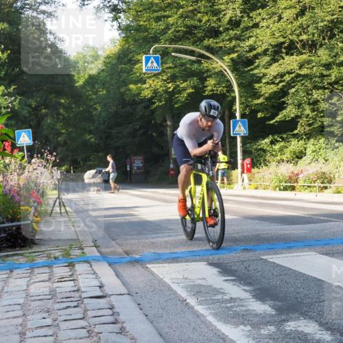 08.09.2024 - Stadtparktriathlon Zöllner http://msf.ph/oto/6980823 08.09.2024 09:05:20 Radfahren 18, 42 meine-sportfotos.de