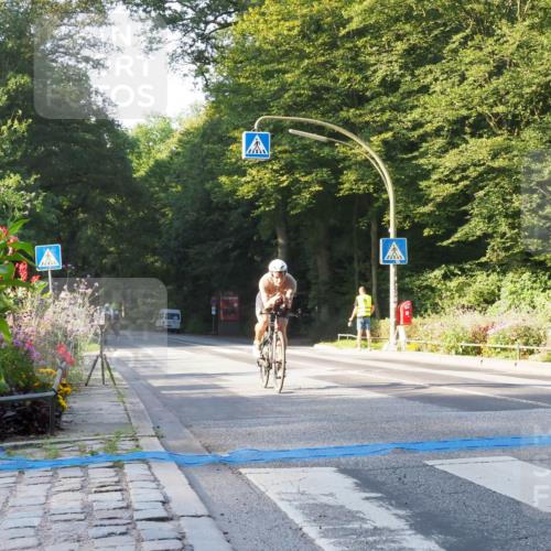08.09.2024 - Stadtparktriathlon Zöllner http://msf.ph/oto/6980825 08.09.2024 09:05:28 Radfahren 4, 30, 42, 45, 104 meine-sportfotos.de