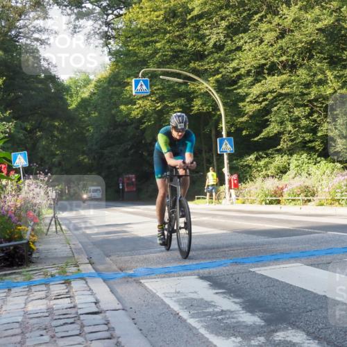 08.09.2024 - Stadtparktriathlon Zöllner http://msf.ph/oto/6980871 08.09.2024 09:06:09 Radfahren 3, 11, 61 meine-sportfotos.de