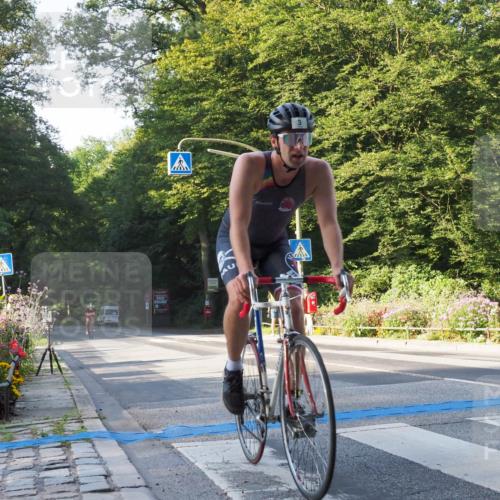 08.09.2024 - Stadtparktriathlon Zöllner http://msf.ph/oto/6980874 08.09.2024 09:06:15 Radfahren 3, 11, 82 meine-sportfotos.de