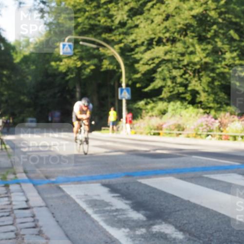 08.09.2024 - Stadtparktriathlon Zöllner http://msf.ph/oto/6980876 08.09.2024 09:06:28 Radfahren 17, 58, 88 meine-sportfotos.de