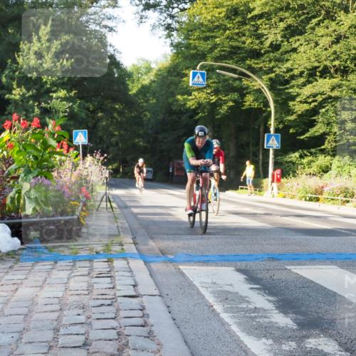 08.09.2024 - Stadtparktriathlon Zöllner http://msf.ph/oto/6981003 08.09.2024 09:07:43 Radfahren 1, 5, 6, 14, 49, 59, 65, 126 meine-sportfotos.de