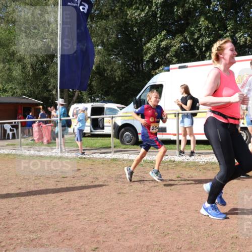 08.09.2024 - Airport Race Strokosch-Dieckow http://msf.ph/oto/6981119 08.09.2024 12:16:06 Ziel 225, 276, 1020, 2540, 2541, 2543, 2586, 2604, 2799, 2802, 2804, 2827, 2854, 3057 meine-sportfotos.de