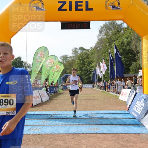 08.09.2024 - Airport Race Strokosch-Dieckow http://msf.ph/oto/6981228 08.09.2024 12:00:00 Ziel 5, 588, 2890, 3142 meine-sportfotos.de