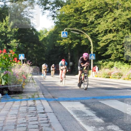 08.09.2024 - Stadtparktriathlon Zöllner http://msf.ph/oto/6981245 08.09.2024 09:09:36 Radfahren 15, 21, 25, 26, 35, 40, 44, 54, 56, 63, 72, 76, 123, 127 meine-sportfotos.de
