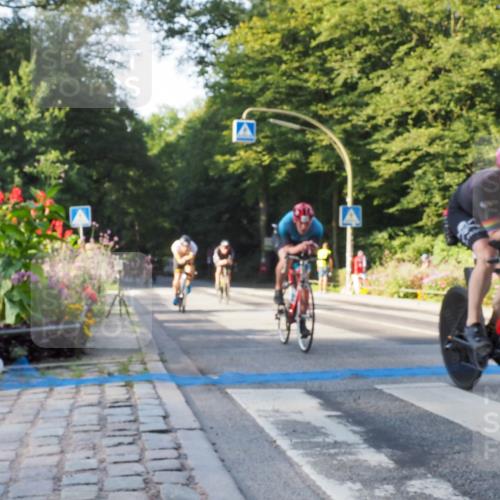 08.09.2024 - Stadtparktriathlon Zöllner http://msf.ph/oto/6981251 08.09.2024 09:09:36 Radfahren 15, 21, 25, 26, 35, 40, 44, 54, 56, 63, 72, 76, 123, 127 meine-sportfotos.de