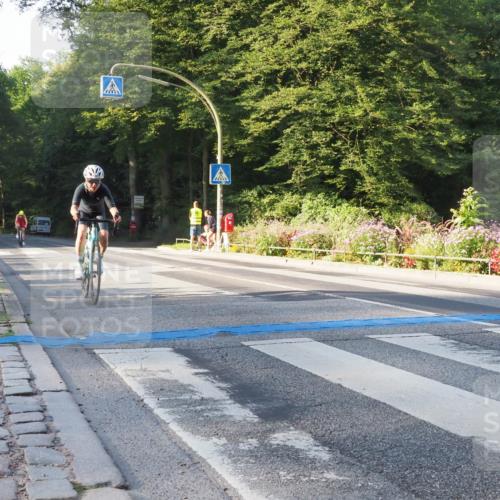 08.09.2024 - Stadtparktriathlon Zöllner http://msf.ph/oto/6981485 08.09.2024 09:10:42 Radfahren 8, 41, 131 meine-sportfotos.de